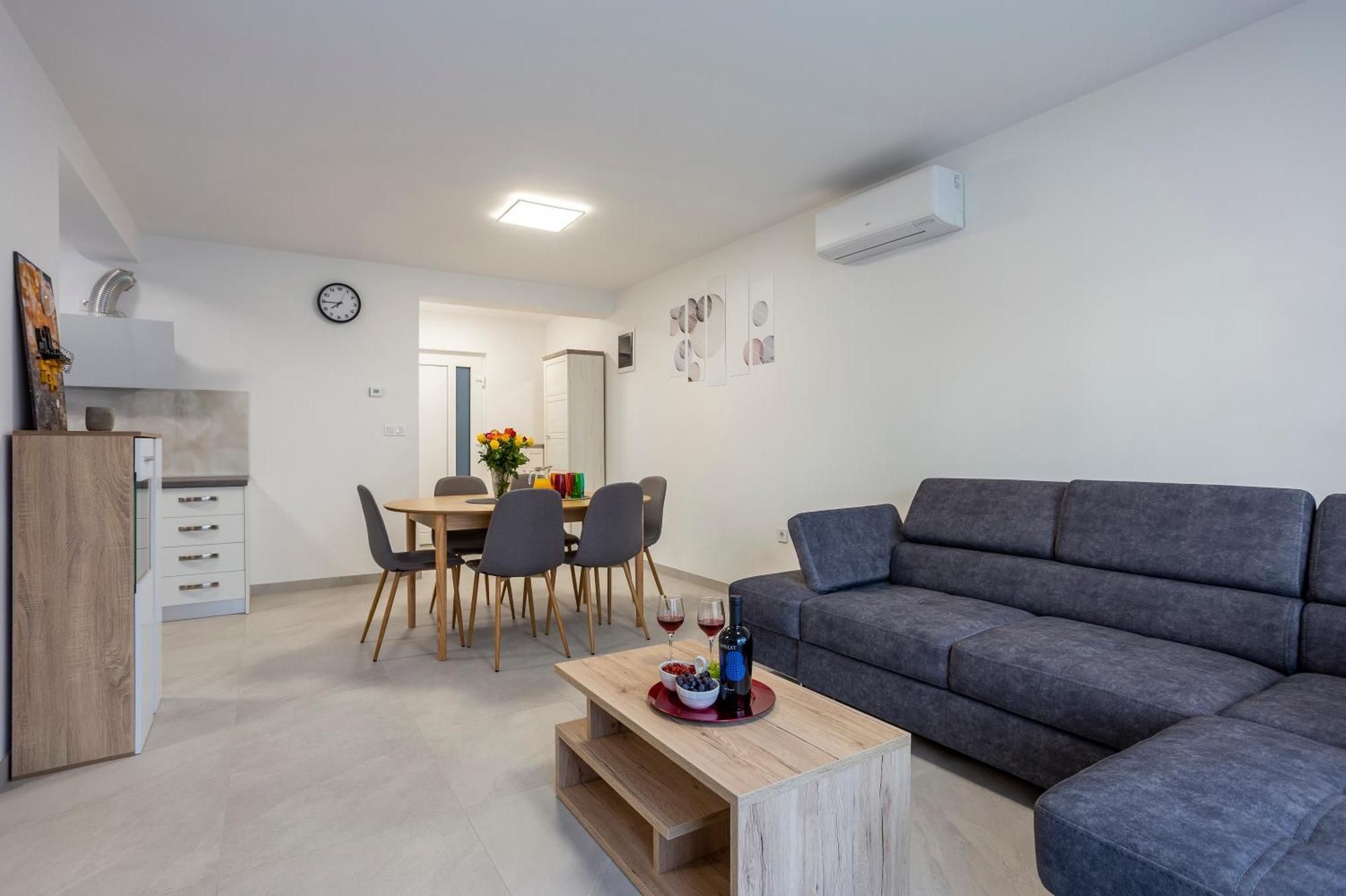 City Apartments Silver Póla Kültér fotó